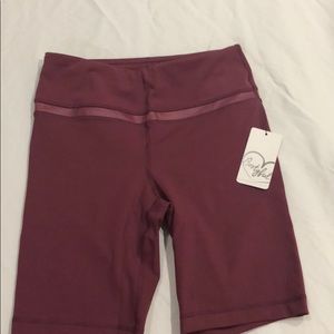 90 Degree by Reflex Bootyful shorts.